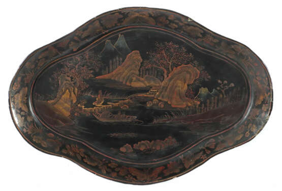 Großes Lacktablett mit Chinoiserie um 1900, von ov… - Foto 1