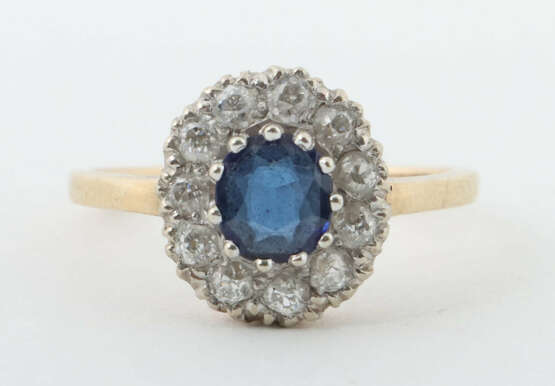 Ring mit Saphir/Diamanten um 1900, Gelbgold/Weißgo… - photo 1