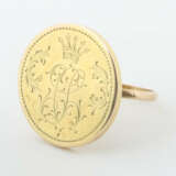 Ring mit Knopfdekor 20. Jh., Knopf mit Verzierung … - photo 1