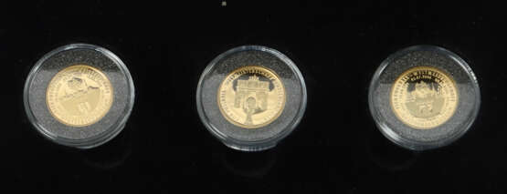 3 Medaillen 2006, Gold 585, ca. 10,41 g, averse mi… - Foto 1