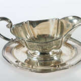 Große Sauciere auf Presentoir Wilkens & Söhne, Bre… - photo 2