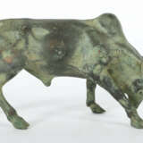 Bildhauer des 20. Jh. ''Stier'', Bronze, grün pati… - Foto 2