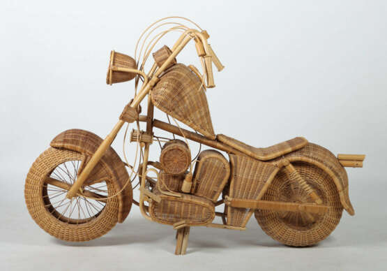 Rattan-Chopper 21. Jh., detailreiche Nachbildung e… - photo 2