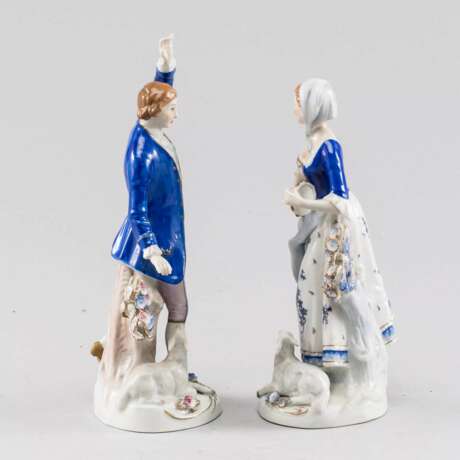 Romantic Couple. Sitzendorf. Polychrome painting Rococo 20th century - photo 3