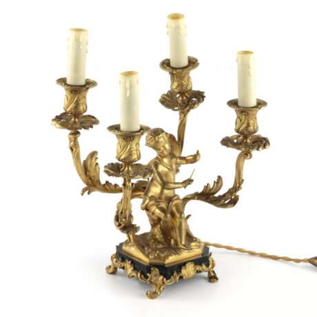 Lampes jumelees en bronze dore avec des amours jouant de la musique. Marble and gilded bronze Napoleon III Late 19th century - Foto 4