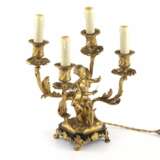 Lampes jumelees en bronze dore avec des amours jouant de la musique. Marble and gilded bronze Napoleon III Late 19th century - Foto 4
