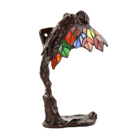 Lampe de table de style Tiffany. Base sur le mod&egrave;le Daphne - EMIL THOMASSON. Bronze glass 20th century - photo 3