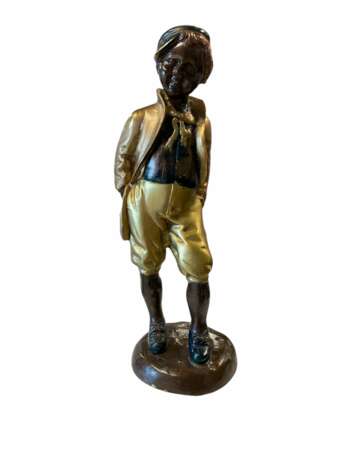 A Young Boy with Hat &ndash; Brass Figure Early 20th Century. Brass realism 20th century - photo 1
