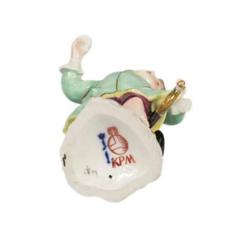Figure Cherubin &agrave; un rendez-vous. KPM. Polychrome painting Rococo Late 19th century - photo 3