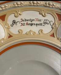 Villeroy &amp;amp; Boch, Mettlach &ndash; Assiette en c&eacute;ramique, d&eacute;but du XXe si&egrave;cle. 