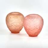 A pair of Art Deco glass vases. Glass 20th century - photo 2