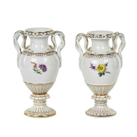 Pair of Meissen porcelain vases. Porcelain Early 20th century - photo 2
