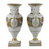 A pair of gilded porcelain Couleuvre vases in the French Empire style. 20th century. Porcelain Empire 20th century - photo 3