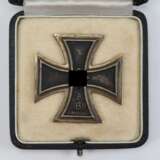 Eisernes Kreuz, 1939, 1. Klasse, im Etui - L/59. - photo 2