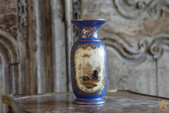 Вазочка в стиле Севр Hand Painted Late 19th century г. - фото 2