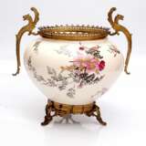 Vase en porcelaine Porcelaine At the turn of 19th -20th century - photo 1