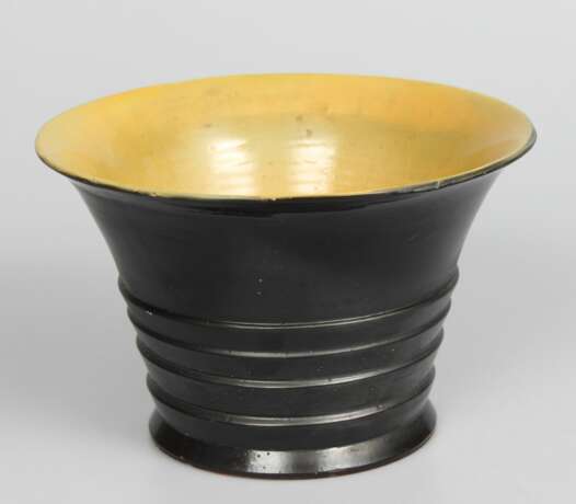 Art deco ceramic vase Ceramics Early 20th century - photo 3