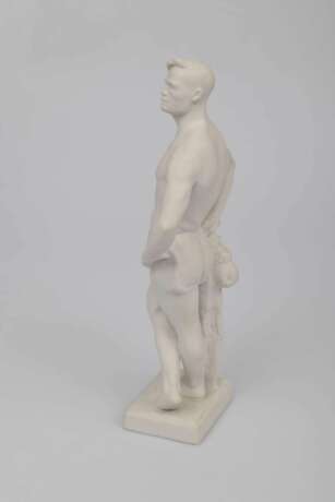 Бисквитная фигурка Боксер Biscuit (porcelain) Mid-20th century г. - фото 3