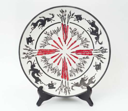 A collection of 13 painted plates by famous Russian painters Porcelain At the turn of 19th -20th century - photo 10