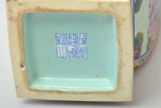 Chinese painted porcelain vase Porcelain 18th century - photo 6
