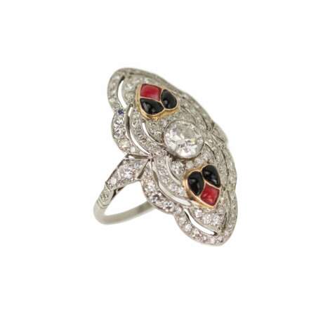 White gold ring with diamonds and enamel in Art Deco style. 20th century. Enamel 20th century - photo 1