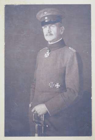 Sachsen Coburg Gotha: Offiziers Porträt. - Foto 1