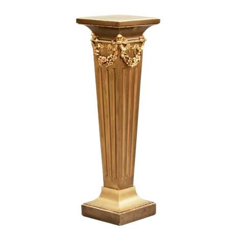 Piedestal. Colonne. Wood Plaster Gilding Early 20th century - photo 2