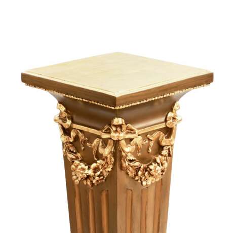 Pedestal. Column. Wood Plaster Gilding Early 20th century - photo 3