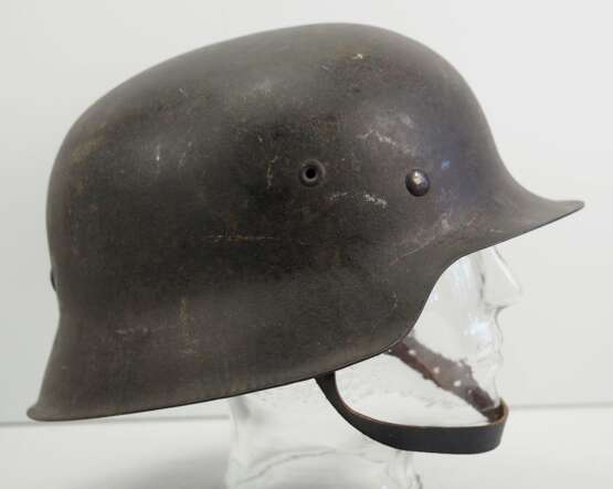 Wehrmacht: Stahlhelm M42. - фото 2