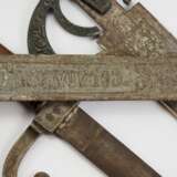 Historismus: Lot von 3 Schwertern. - photo 2