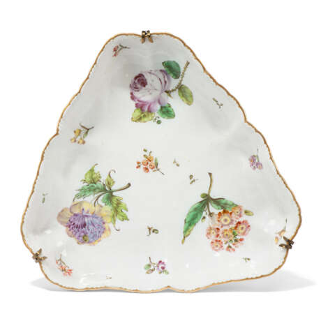 A COMPOSITE COZZI PORCELAIN PART DINNER-SERVICE - photo 4