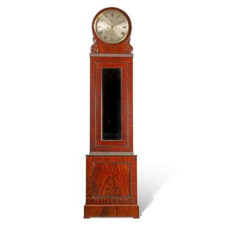 A REGENCY MAHOGANY AND EBONY DOMESTIC LONGCASE REGULATOR - Foto 1