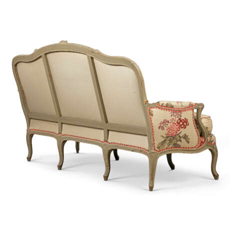 A SUITE OF LOUIS XV PALE-BLUE AND GREY-PAINTED SEAT FURNITURE - photo 7