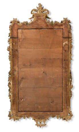A GEORGE II GILTWOOD MIRROR - Foto 5