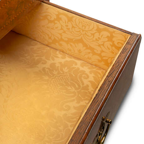 A GEORGE II WALNUT BUREAU CABINET - фото 6