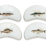 A COMPOSITE RICHARD GINORI (ITALY) PORCELAIN QUENELLE PATTERN PART TABLE-SERVICE - photo 4