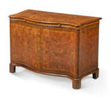 A GEORGE III YEW-WOOD, PADOUK AND MARQUETRY COMMODE - фото 1