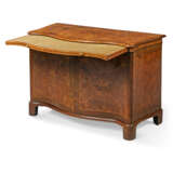 A GEORGE III YEW-WOOD, PADOUK AND MARQUETRY COMMODE - фото 4