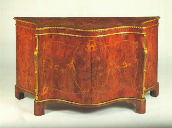 A GEORGE III YEW-WOOD, PADOUK AND MARQUETRY COMMODE - фото 13