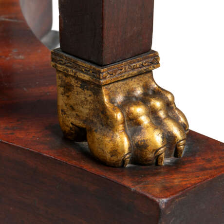 A PAIR OF EMPIRE ORMOLU-MOUNTED MAHOGANY GUERIDONS - photo 4
