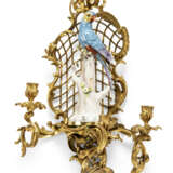 A PAIR OF FRENCH ORMOLU AND PORCELAIN THREE-BRANCH WALL-LIGHTS - photo 4