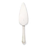 AN ELIZABETH II SILVER TABLE SERVICE - photo 3