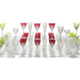A ST. LOUIS 'TOMMY' PATTERN CUT-GLASS PART TABLE-SERVICE - photo 1