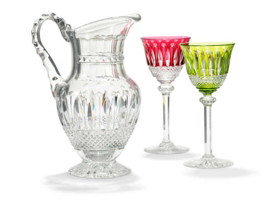 A ST. LOUIS 'TOMMY' PATTERN CUT-GLASS PART TABLE-SERVICE - photo 4