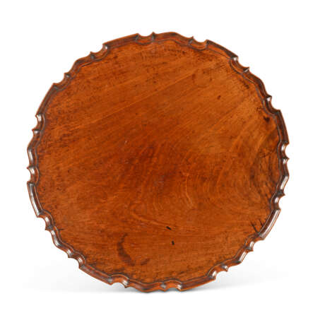 A GEORGE II MAHOGANY TRIPOD TABLE - Foto 3