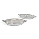 A PAIR OF GEORGE III SILVER VEGETABLE DISHES - photo 1