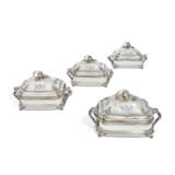 A SET OF FOUR GEORGE III SILVER ENTREE DISHES AND COVERS - photo 1