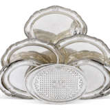 A SET OF SEVEN GEORGE III SILVER MEAT DISHES AND TWO MAZARINES FROM THE SHERBORNE SERVICE - photo 1