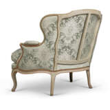 A PAIR OF LOUIS XV GREY AND RED-PAINTED MARQUISES - photo 5