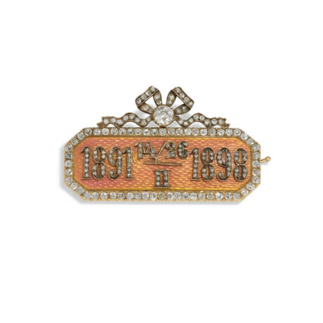 A JEWELLED AND GUILLOCHÉ ENAMEL GOLD-MOUNTED BROOCH - Foto 1 A JEWELLED AND GUILLOCHÉ ENAMEL GOLD-MOUNTED BROOCH - Foto 1